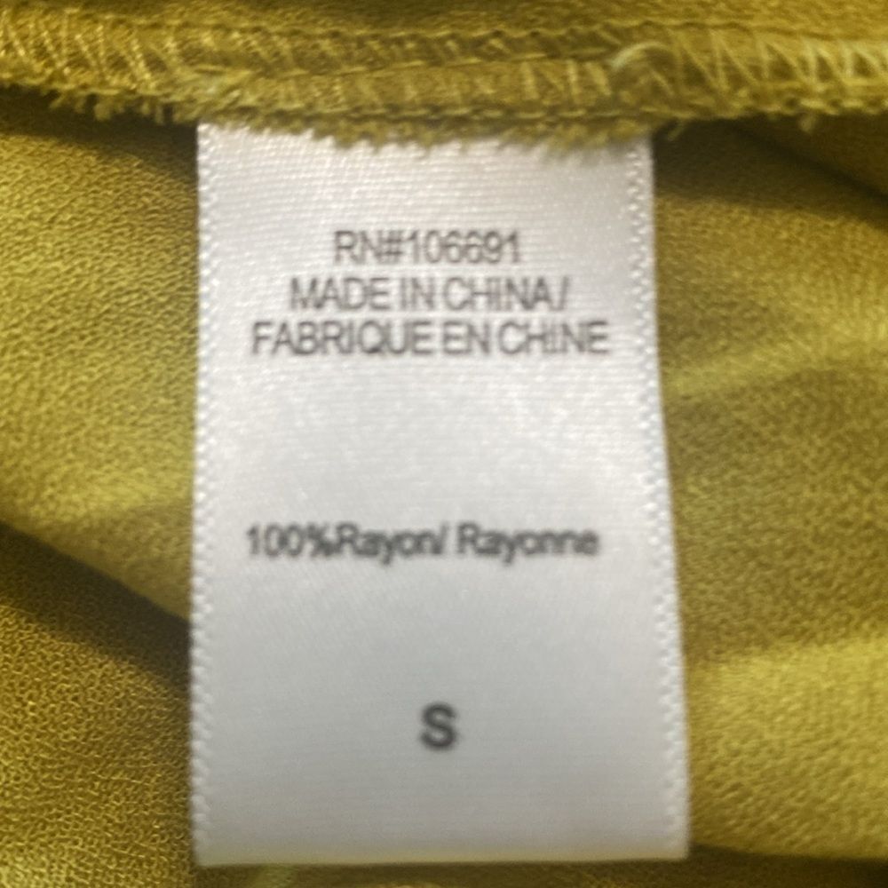 Young Fabulous & Broke Frida Smocked Yellow Faux wrap Maxi Dress size Small - Picture 8 of 9